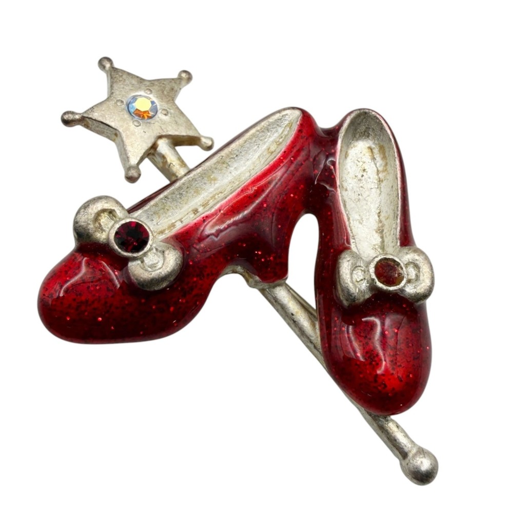 AJMC Wizard of Oz Ruby Slippers Glinda Magic Wand Brooch Pin Red Enamel AB